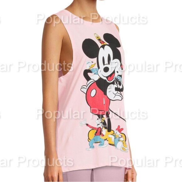 B2G1F! Disney | Giant Mickey with Friends Muscle Tee - Picture 1 of 9